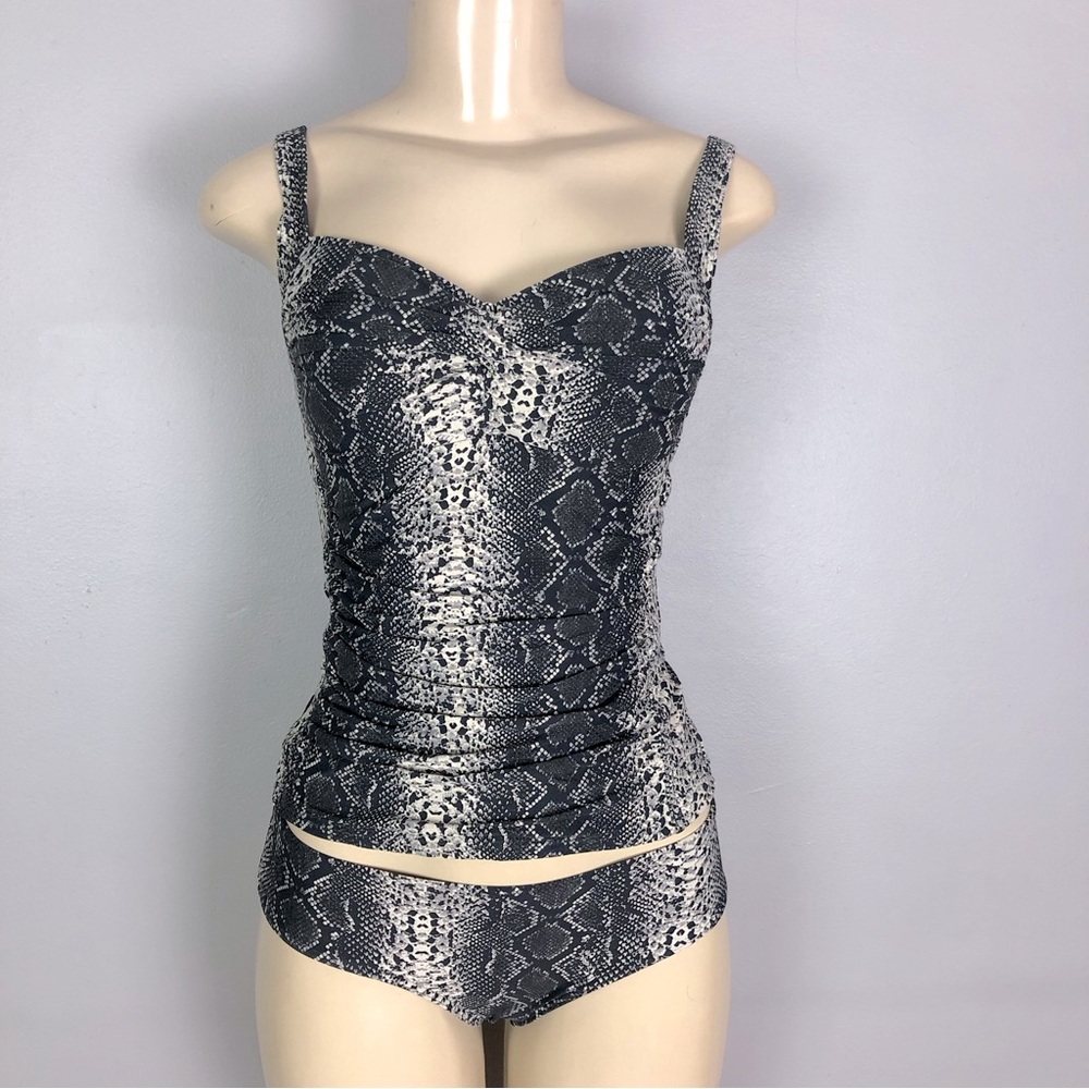 NipTuck 2 Piece Slimming Tankini Snake Print Size 6